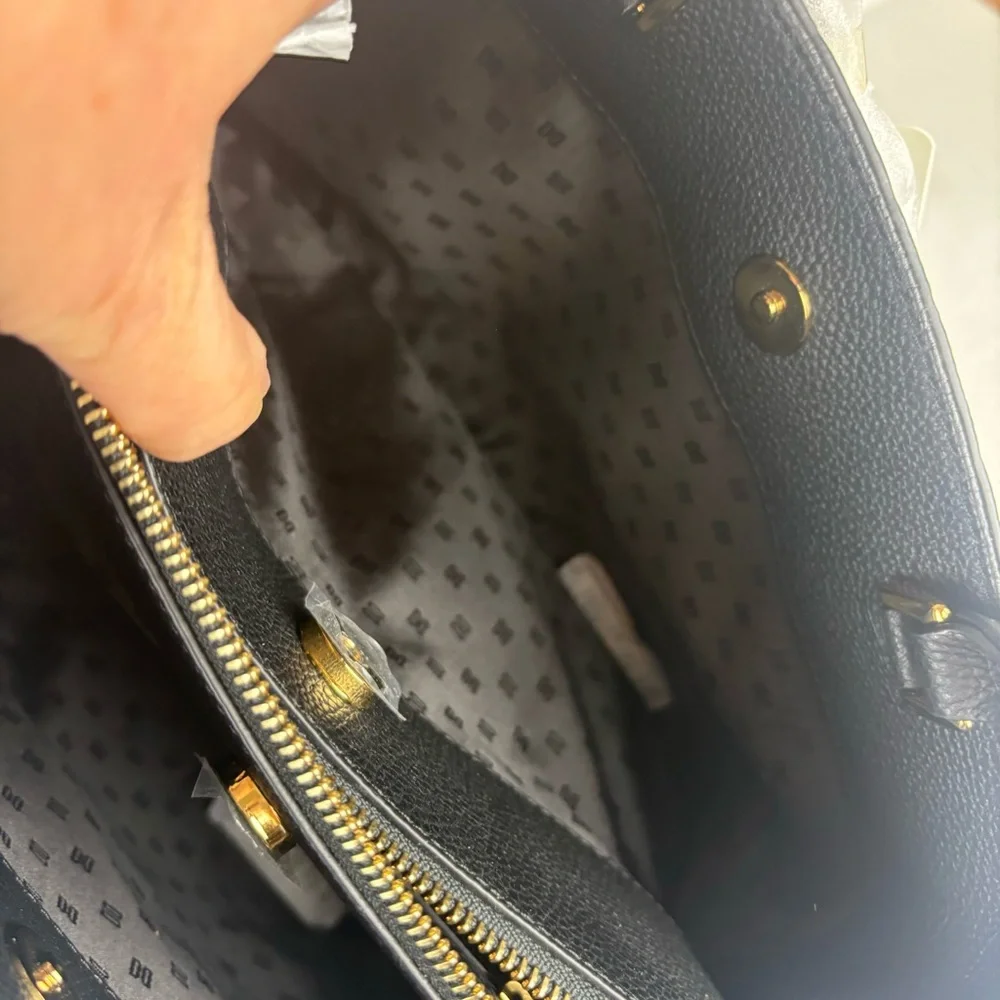 Cute Quilted Woven Design handbag-Basiic Black Color/Everyday Bag-NWT